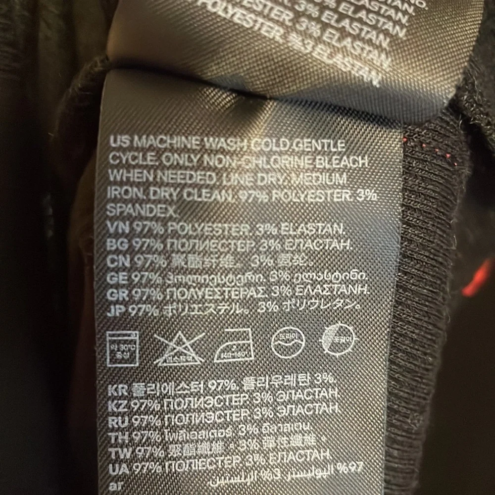 Sporty Ribbed Striped Bodycon Dress - Picture 6 of 7